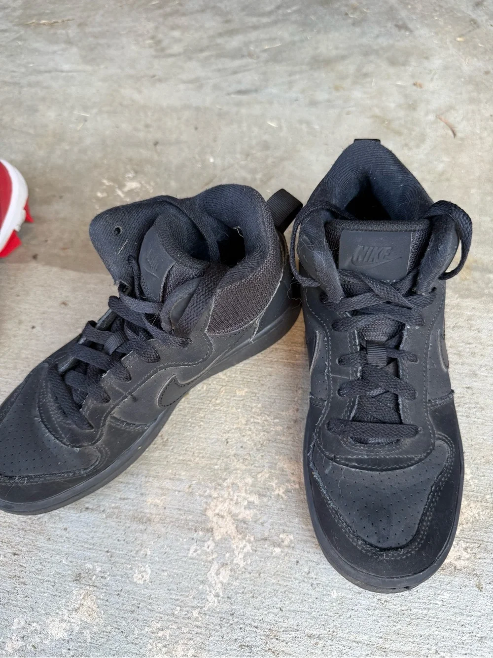 Nike Kids Black Low-Top Sneakers